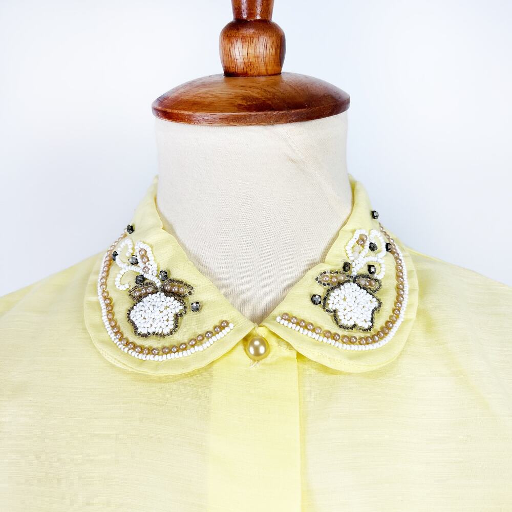 Vintage yellow button up shirt beaded peter pan collar short sleeve size XS